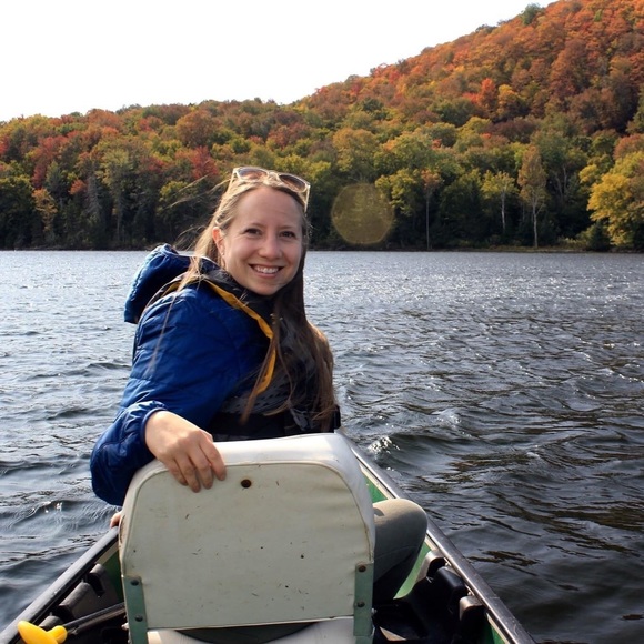 Meet your Posher, Allison - Picture 1 of 1